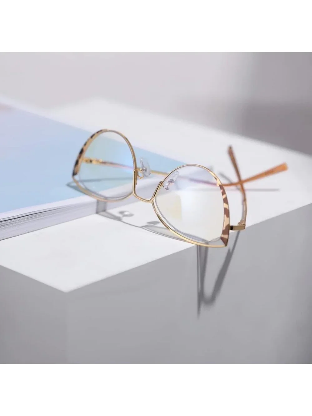 Stylish Cat Eye Blue Light Blocking Glasses for Women - Reduce Eye Strain for